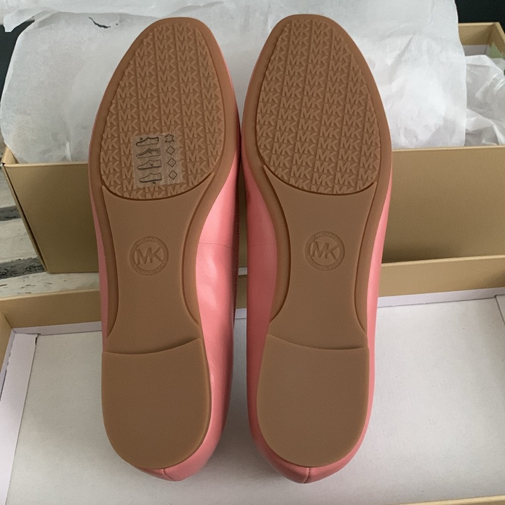 Michael Kors Nori Leather Ballet Flat Women's size 6.0 - Picture 8 of 9